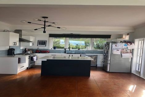 Photo of property in 17 Queen Street, Brighton, Dunedin, 9035