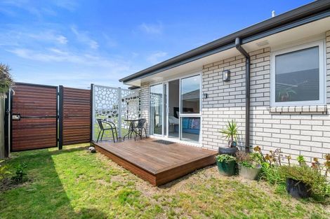 Photo of property in 12 Whatumairangi Way, Owhata, Rotorua, 3010