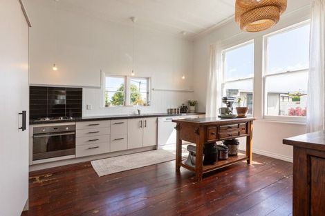 Photo of property in 8 York Street, Dannevirke, 4930