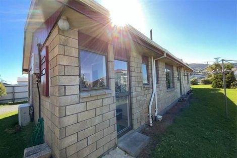 Photo of property in 122 Blake Street, Blaketown, Greymouth, 7805