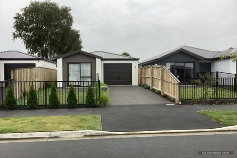 Photo of property in 35a Chrysolite Place, Belfast, Christchurch, 8051