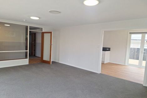 Photo of property in 15 Matuku Street, Heretaunga, Upper Hutt, 5018