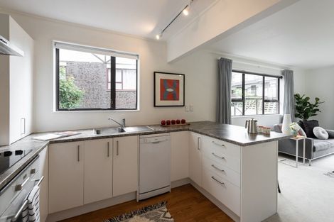 Photo of property in 6/75 Delhi Crescent, Khandallah, Wellington, 6035