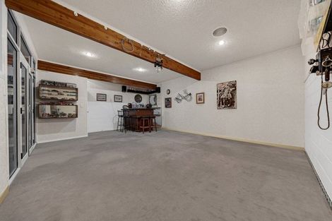 Photo of property in 3 Dundas Place, Henderson, Auckland, 0612