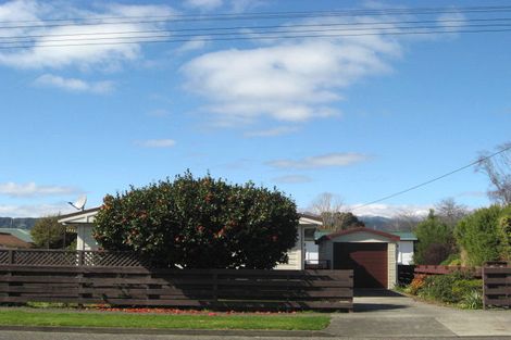 Photo of property in 40a Queenwood Road, Levin, 5510