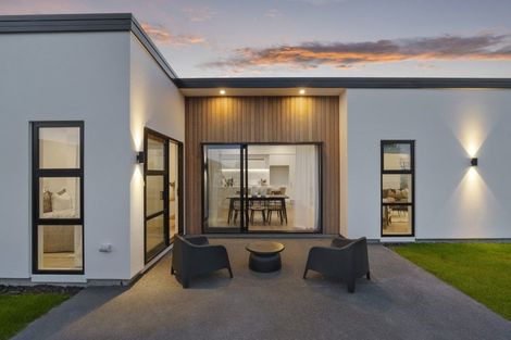 Photo of property in 15 Perehia Mews, Marshland, Christchurch, 8083
