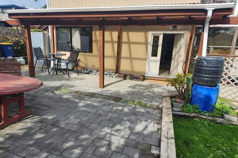 Photo of property in 1274 Whangaparaoa Road, Army Bay, Whangaparaoa, 0930