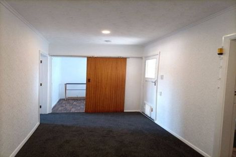 Photo of property in 73 Wainuiomata Road, Wainuiomata, Lower Hutt, 5014