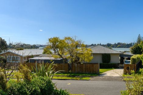 Photo of property in 140 Kingswood Road, Brookfield, Tauranga, 3110