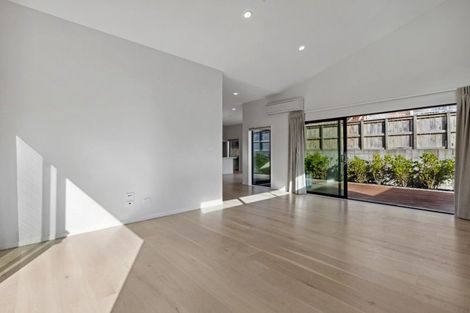 Photo of property in 7 Matau Way, Hauraki, Auckland, 0622