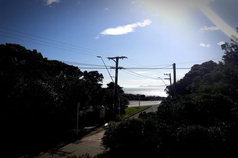 Photo of property in 11 Te Pari Pari Road, Pukerua Bay, 5026