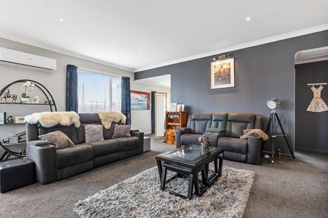 Photo of property in 10 Studholme Street, Waimate, 7924