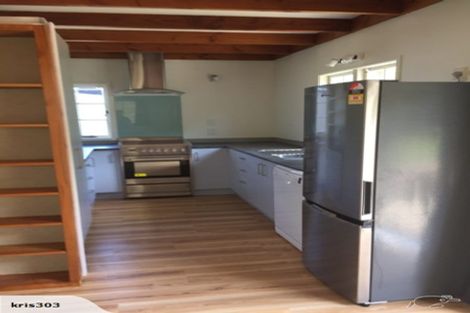 Photo of property in 13 Totara Road, Onetangi, Waiheke Island, 1081