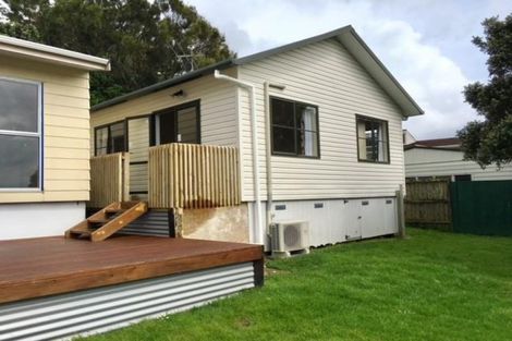 Photo of property in 19 Cottrell Place, Clendon Park, Auckland, 2103