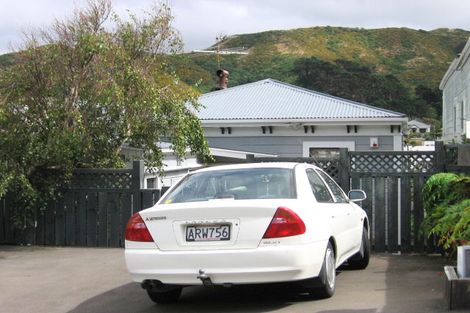 Photo of property in 18 Clyde Street, Island Bay, Wellington, 6023