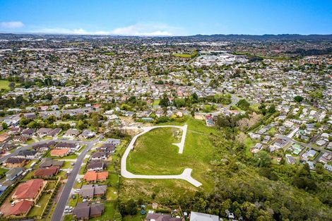 Photo of property in 26a Tiriwa Drive, Massey, Auckland, 0614