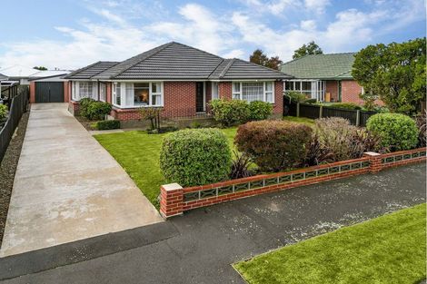Photo of property in 10 Greenwood Close, Mairehau, Christchurch, 8013