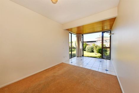 Photo of property in 2/34 Epsom Road, Sockburn, Christchurch, 8042