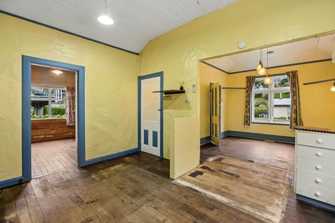 Photo of property in 8 Kellas Street, Macandrew Bay, Dunedin, 9014