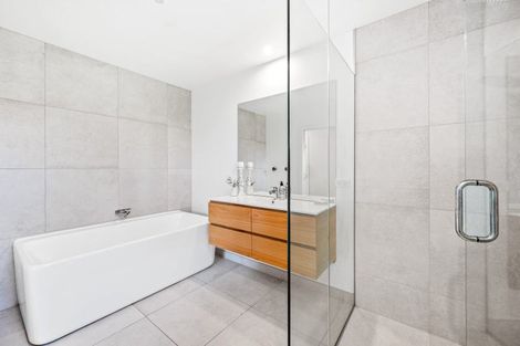 Photo of property in 7 Matipo Street, Wanaka, 9305