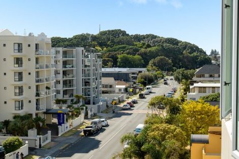 Photo of property in 30/12 Maunganui Road, Mount Maunganui, 3116