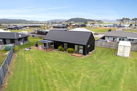 Photo of property in 110 Ngaio Drive, Matarangi, Whitianga, 3592