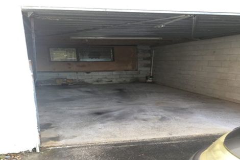 Photo of property in 2/34 Topliss Drive, Northcross, Auckland, 0632