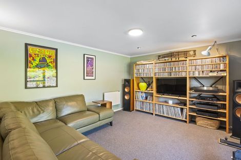 Photo of property in 25 Glen Road, Raumati South, Paraparaumu, 5032