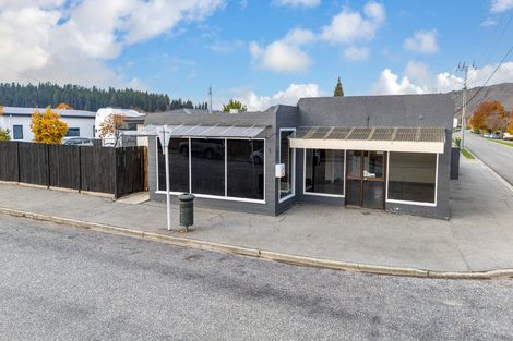 Photo of property in Terrace Stores, 29 Royal Terrace, Alexandra, 9320