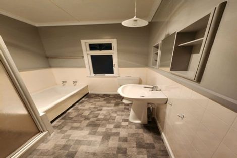 Photo of property in 25 Naylor Street, Hamilton East, Hamilton, 3216