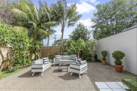 Photo of property in 7 Canterbury Park Lane, Ellerslie, Auckland, 1051