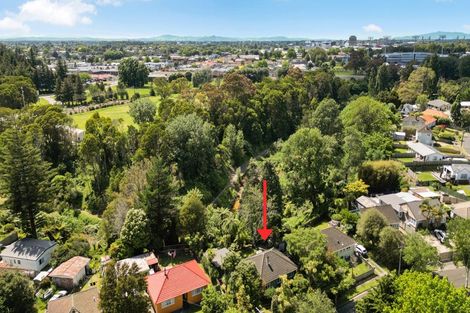 Photo of property in 12 Stokes Crescent, Maeroa, Hamilton, 3200