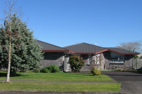 Photo of property in 9 Admiral Crescent, Flagstaff, Hamilton, 3210