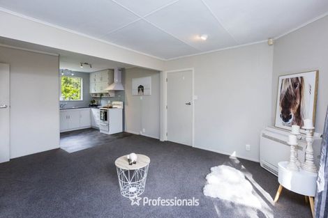 Photo of property in 29 Edelweiss Grove, Timberlea, Upper Hutt, 5018