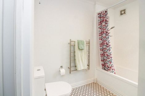 Photo of property in 10/162 Aro Street, Aro Valley, Wellington, 6021