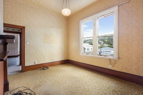 Photo of property in 26 Garfield Street, Brooklyn, Wellington, 6021