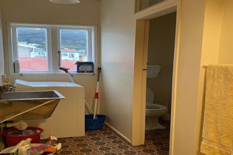 Photo of property in 16 Austin Street, Mount Victoria, Wellington, 6011