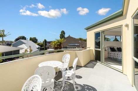 Photo of property in 409b Devonport Road, Tauranga South, Tauranga, 3112