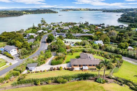Photo of property in 4 Sunset Parade, Parua Bay, Whangarei, 0174