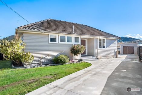 Photo of property in 7 Routley Crescent, Elderslea, Upper Hutt, 5018