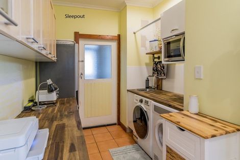 Photo of property in 1070 Queen Street East, Levin, 5510