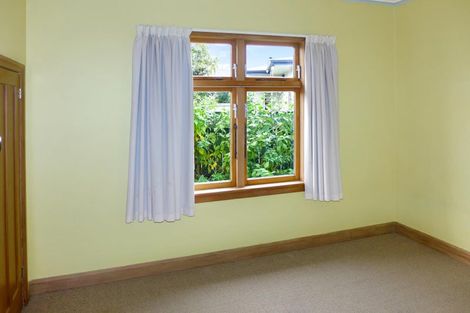 Photo of property in 2 Logan Avenue, Marewa, Napier, 4110