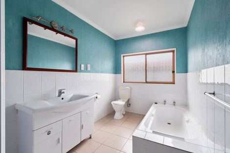 Photo of property in 24a Park Street, Foxton, 4814