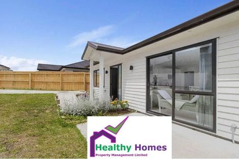 Photo of property in 10 Verdot Close, Kumeu, 0810