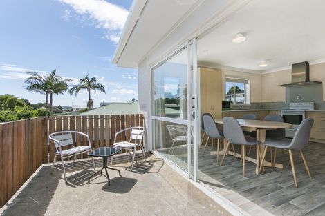 Photo of property in 22 Fyfe Road, Waihi Beach, 3611