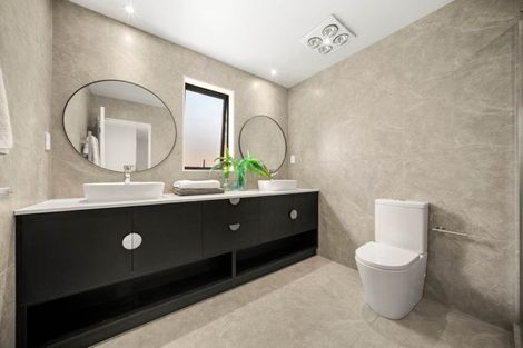 Photo of property in 43 Sunnyheights Road, Orewa, 0931