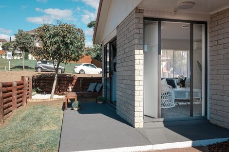 Photo of property in 1/75 Aberfeldy Avenue, Highland Park, Auckland, 2010