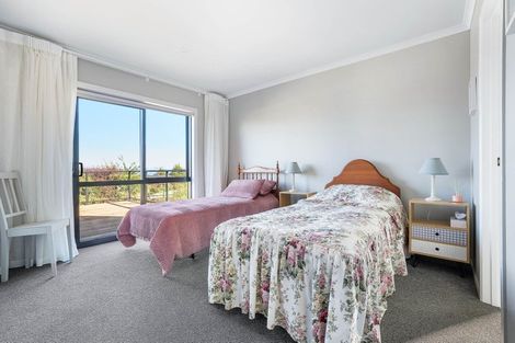 Photo of property in 7 Pohutukawa Place, Pohara, Takaka, 7183
