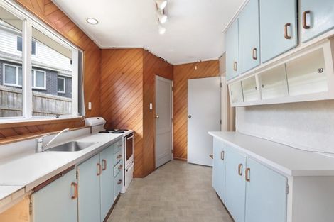 Photo of property in 30 Glendene Avenue, Glendene, Auckland, 0602