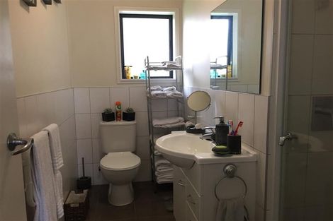 Photo of property in 302a Triangle Road, Massey, Auckland, 0614